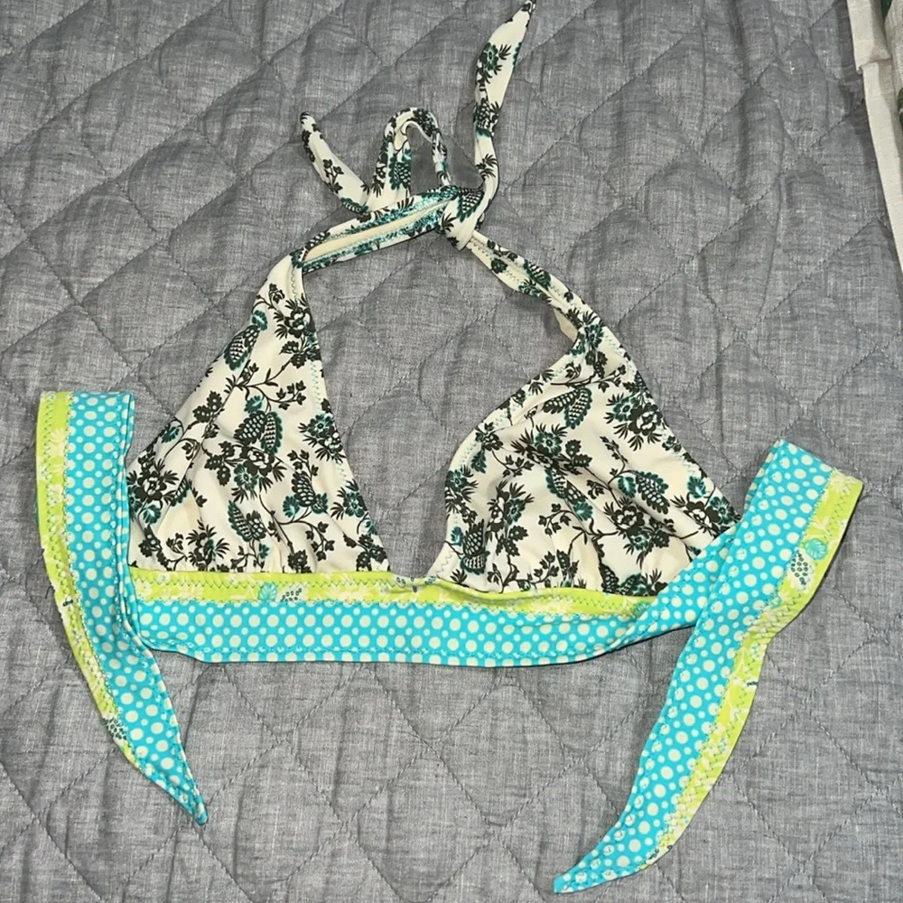 CoCo Reef bikini and swim skirt - Picture 2 of 10